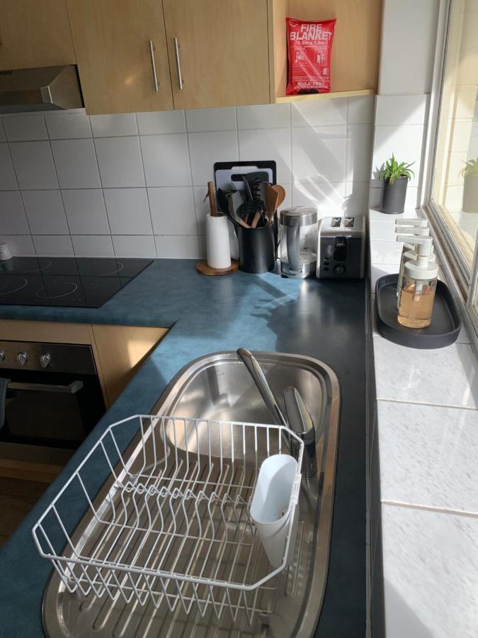 Sunshine Four Apartment Salisbury Bagian luar foto