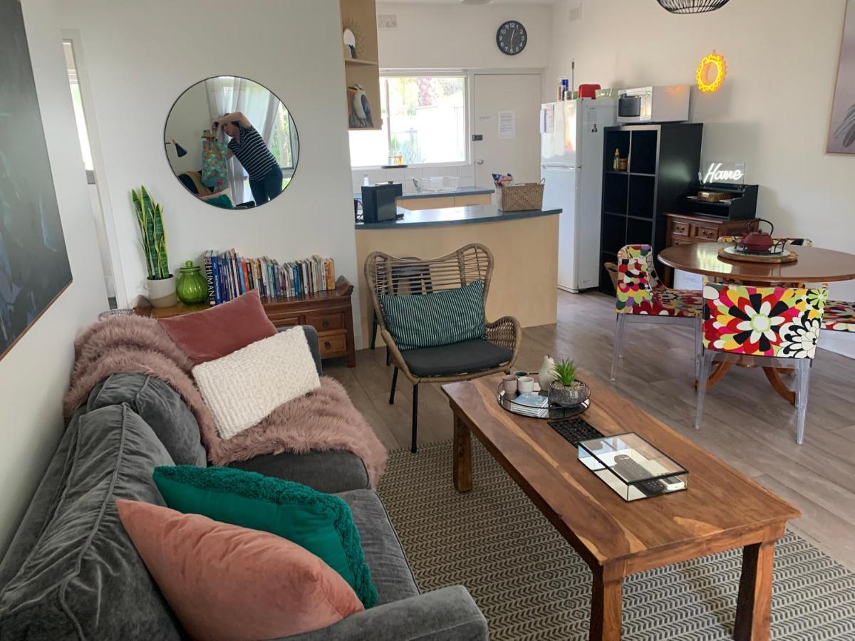 Sunshine Four Apartment Salisbury Bagian luar foto