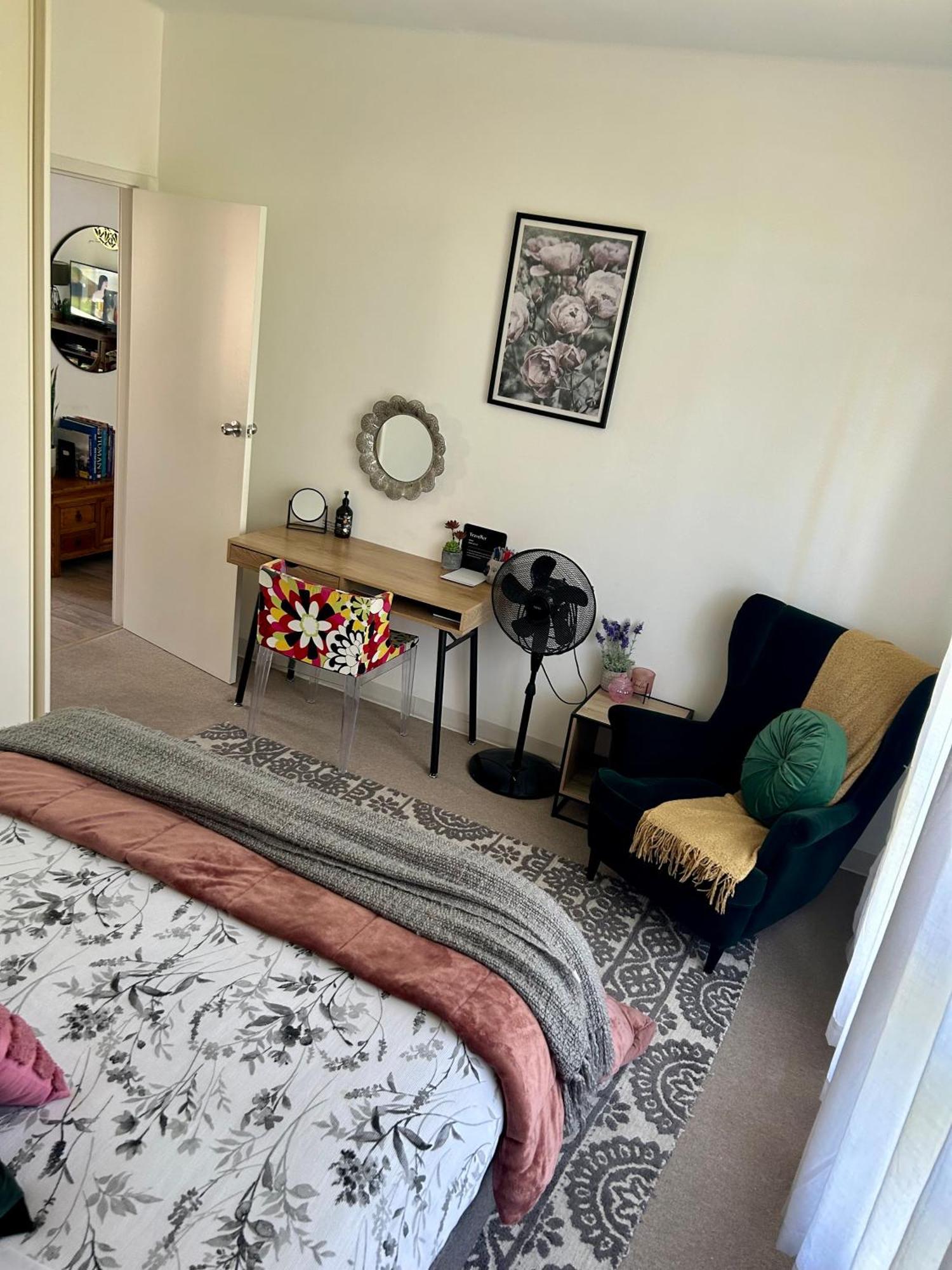 Sunshine Four Apartment Salisbury Bagian luar foto