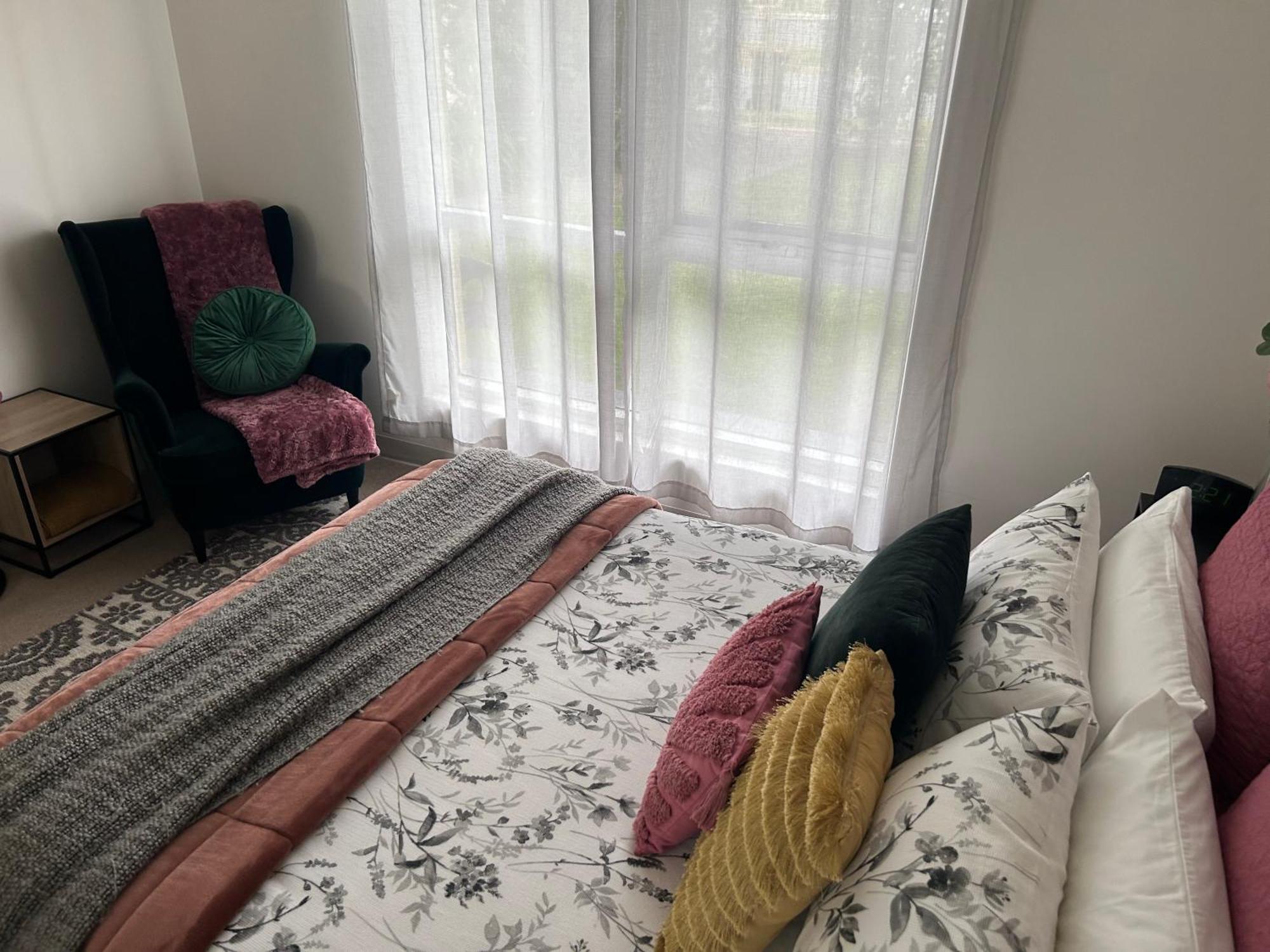 Sunshine Four Apartment Salisbury Bagian luar foto